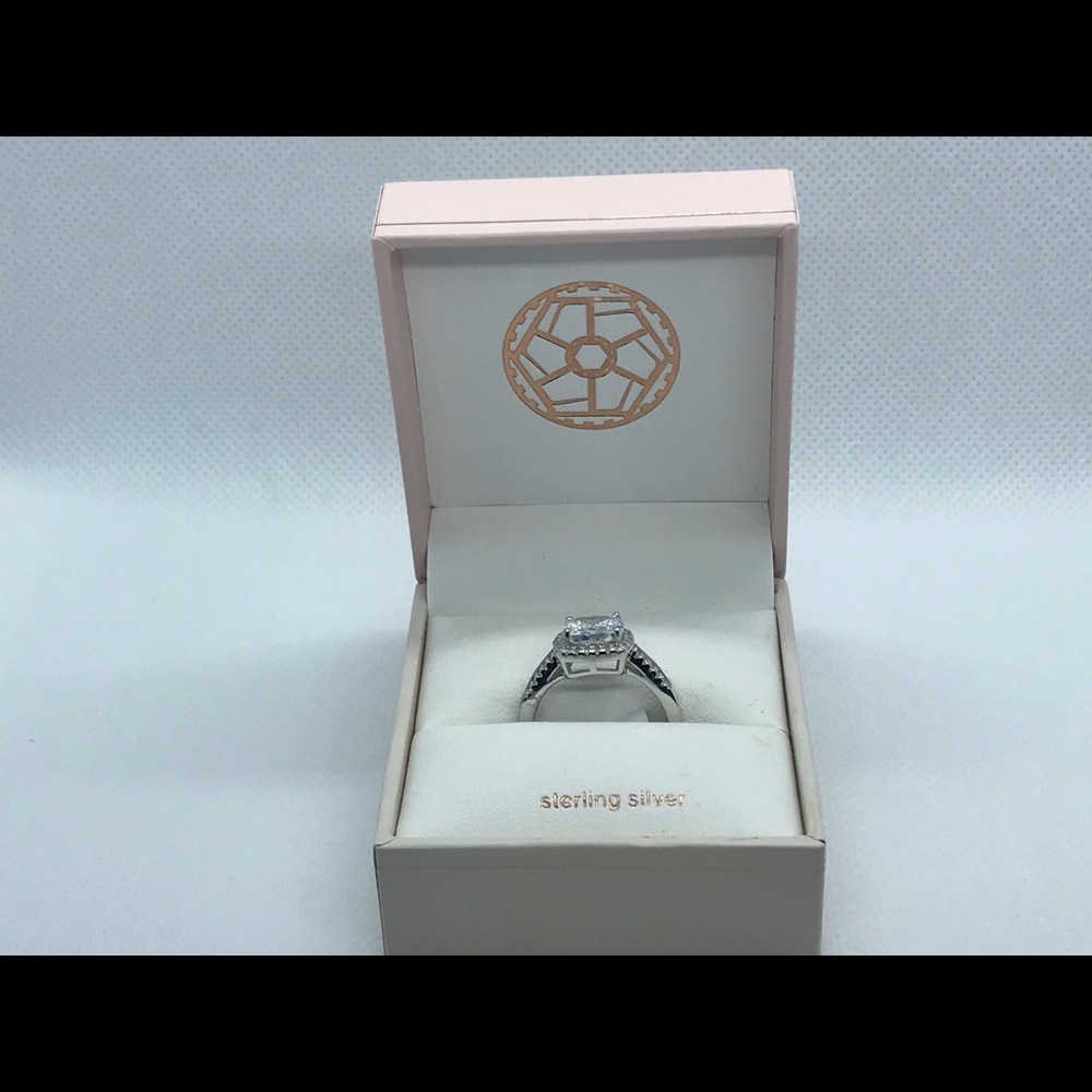 Women’s Sterling Silver ring